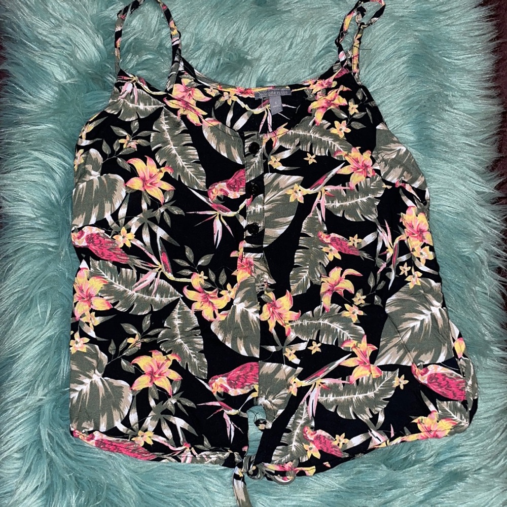 Charlotte Russe tank